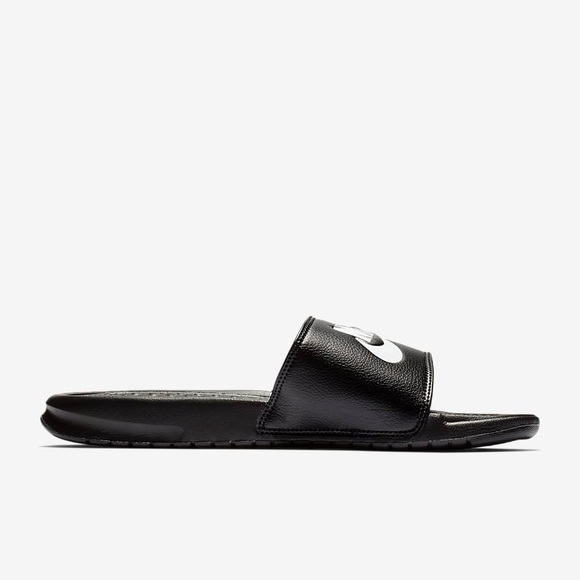 New In Box Mens Nike  Benassi Signature Logo Slide Sandals Multiple Sizes - Picture 5 of 5